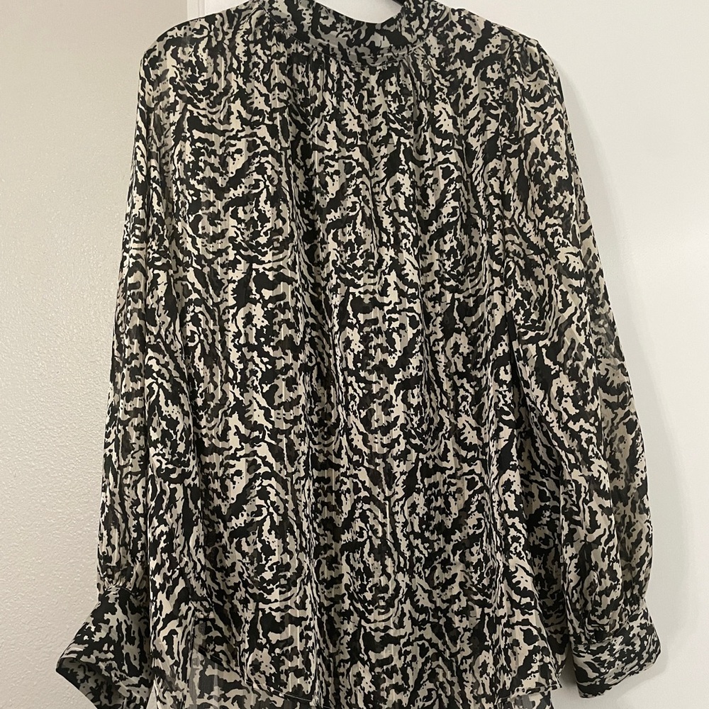 Black and ivory H&M blouse